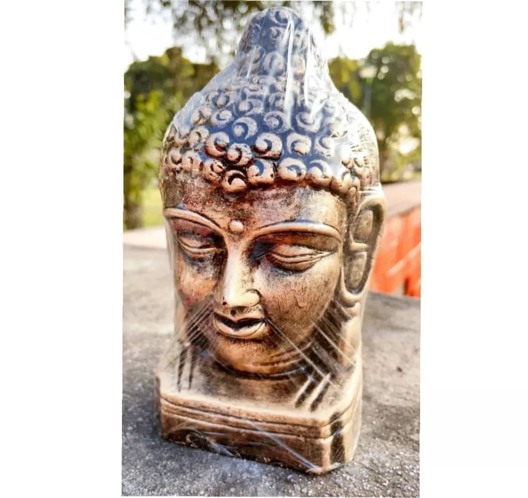 Get this beautiful bhuddha face idol in your budget and decorate your place.
Location - sec-24C Chandigarh📍
.
#bhuddhaidol#ecofriendly#pocketfriendly#clayart#clayartist#streecrafts24#apnimittiapnelog#backtoyourroots#supportsmallbusiness