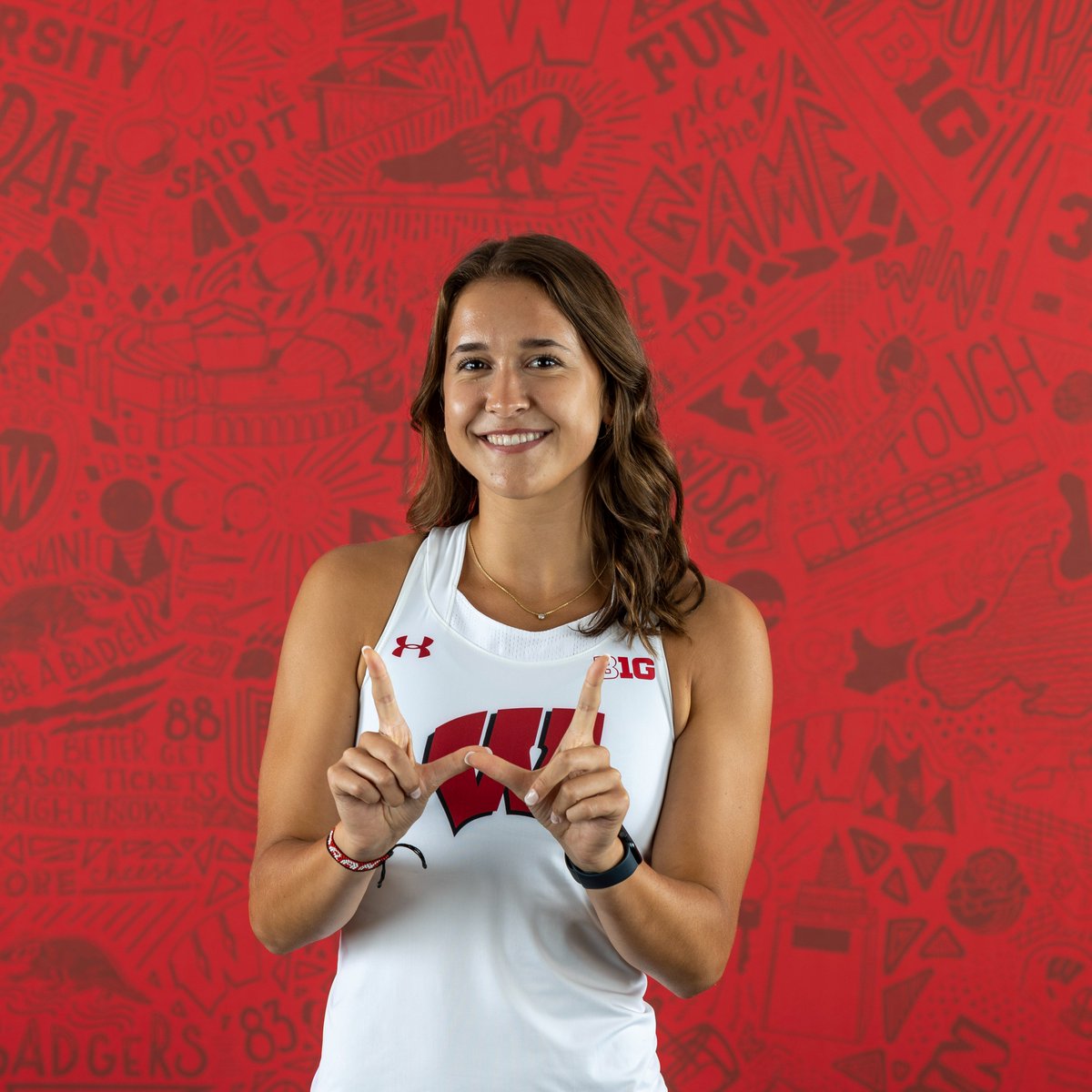 BadgerTrackXC's tweet image. Julia Moore takes 5th in the pole vault clearing 12-9 1/2‼️