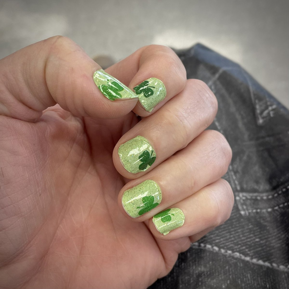 tracy_woods_'s tweet photo. A little Irish spring makeover today. ๐๐ผ๐ #irishforaday #scottishforlife #HappyStPatricksDay https://t.co/5kQswcgkTK