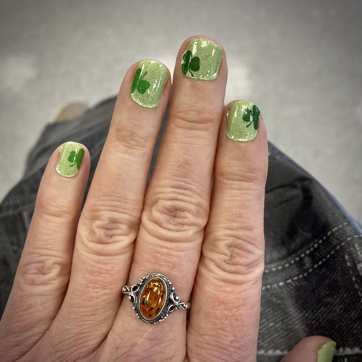 tracy_woods_'s tweet photo. A little Irish spring makeover today. ๐๐ผ๐ #irishforaday #scottishforlife #HappyStPatricksDay https://t.co/5kQswcgkTK
