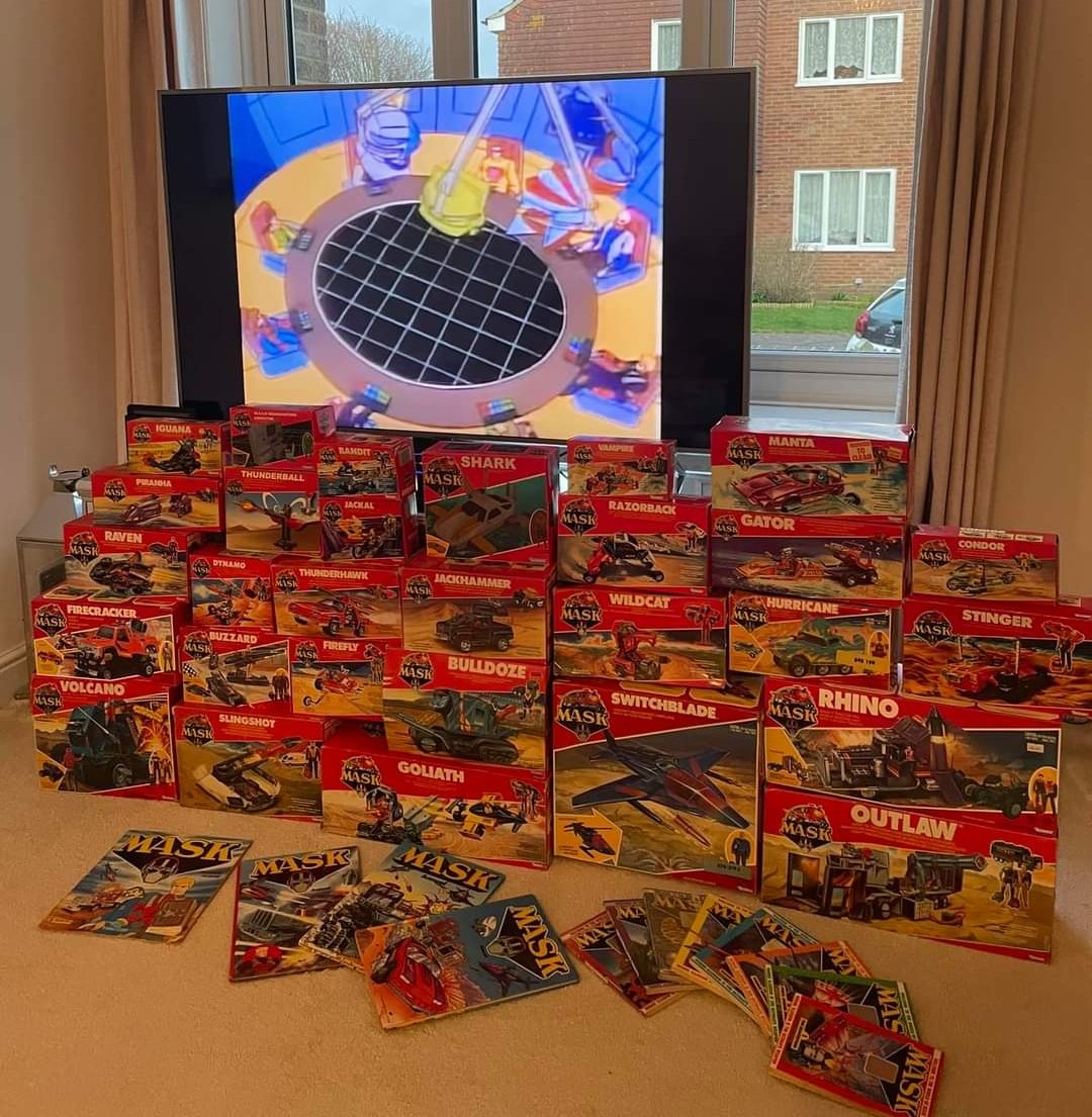 ben_dawber's tweet photo. What a collection!! I hope this is declared on their home insurance!! 

#mask #maskcollector #maskkenner #masktoys #venom #mask #dynamo #bullet #iguana #vampire #hurricane #boulderhill #spectrum #matttracker #thunderhawk #milesmayhem #condor #gator #rhino #outlaw #bulldoze https://t.co/xHLNuPBSCq