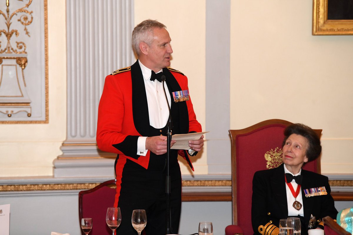 hutchings_si's tweet photo. An honour to be asked to give the key note speech to the @Carmen_Company Joint Services dinner with @hrhprincessroy1 presiding. Great to see our inspiring #WeAreTheRLC #armylogistics people recognised for their service. https://t.co/VnJf9pz9sO