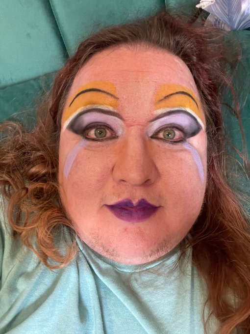 Faded for Friday 😶&zwj;🌫️ #420 https://t.co/RWeOK0u4kP<a href="/tag/showmeyours"class="tags"><span>#showmeyours</span></a><a href="/tag/frankfurterfriday"class="tags"><span>#frankfurterfriday</span></a><a href="/tag/showyoumine"class="tags"><span>#showyoumine</span></a>