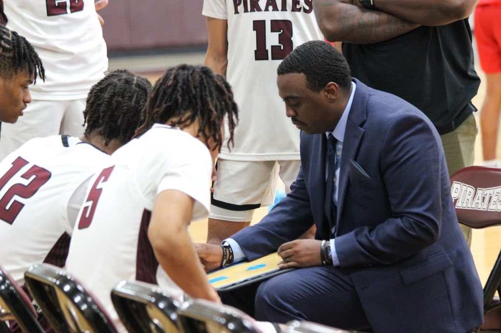 I am blessed to receive an offer from Victoria College 🙏🏽🙏🏽 <a href="/CoachDonteDavis/">Donte' Davis</a> <a href="/VC_Athletics/">Victoria College Athletics</a>