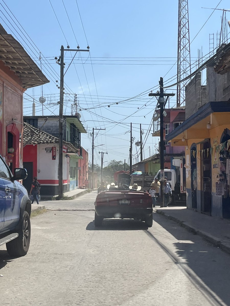 roydinorin's tweet photo. El tuning nunca muere @jucaviapri https://t.co/ZKgnzkohWJ
