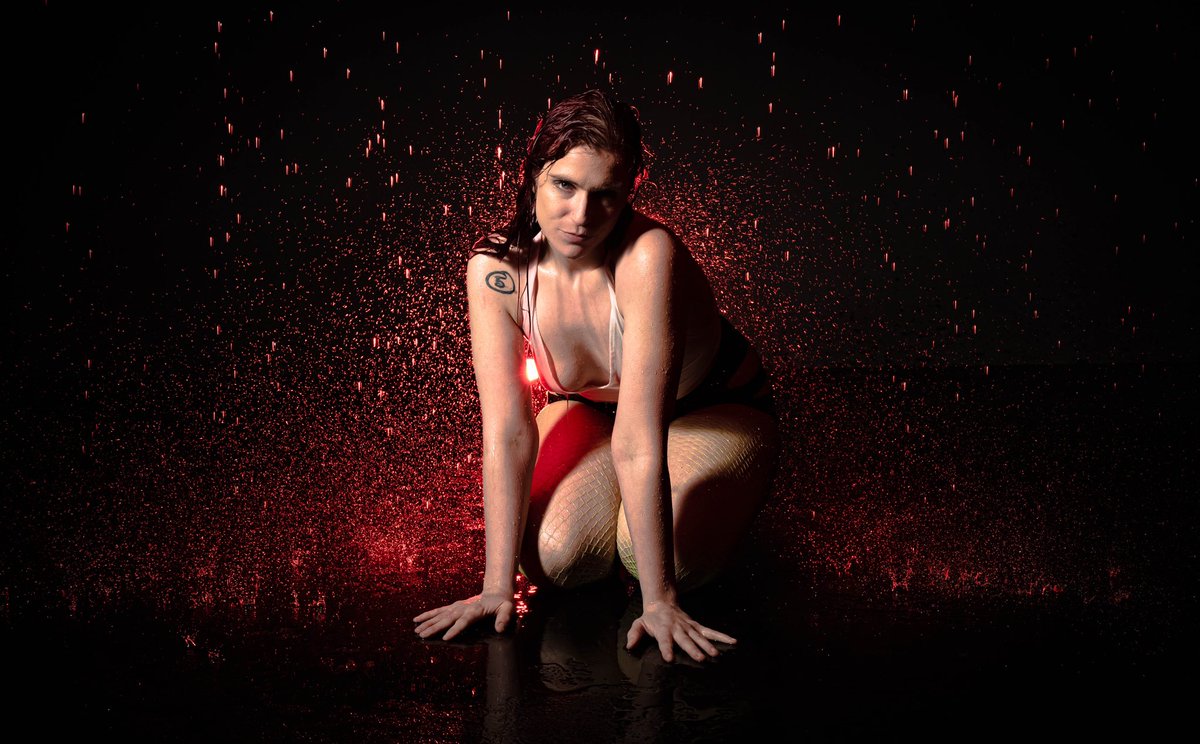 Here I am, being bad with the bird app as usual. Have a portrait of my best friend that I took on Wednesday.