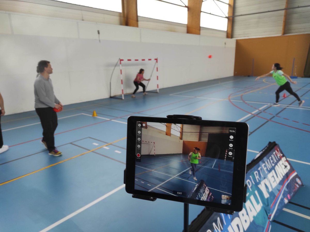 JulianPourchet's tweet image. Journée de formation départementale Handball à destination des CPC référents EPS @Usep78
@ffhandball
➡️ Découverte de l&apos; activité
➡️ Handball à 4
➡️ Utilisation des TICE en faveur de l&apos;apprentissage moteur des élèves
Bonne humeur et plaisir au Rdv!
@PatardDominique @JF_Rous