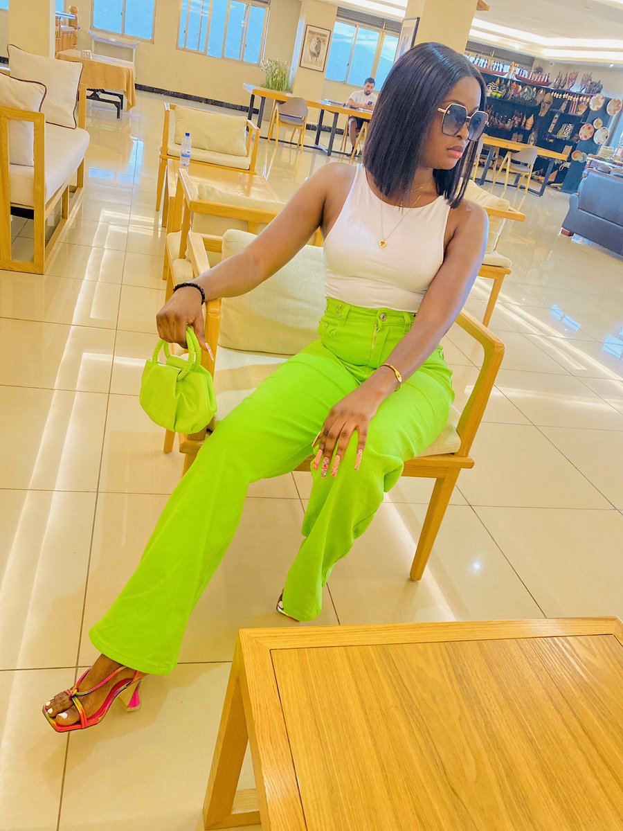 ada_okwor's tweet photo. It’s Rwanda o’clock 🥰💚❤️💖💛
@digitstem just Dey give me baby girl treatment for this vacation 😘 
More pictures loading…💃💃🤩today  was hot🔥🔥🔥 thank you @CoachKingLeon for this opportunity ✈️ https://t.co/Jj2WO6o244