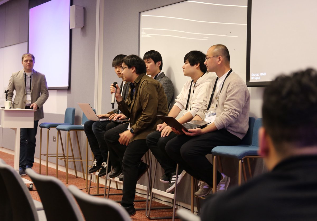 aug_humans's tweet image. #AHs23 Paper session 4:  #IntelligenceAugmentation, emoji recap 🏌️👓🥛 🔊🧠🪞 audience questions to ruminate below ⬇️