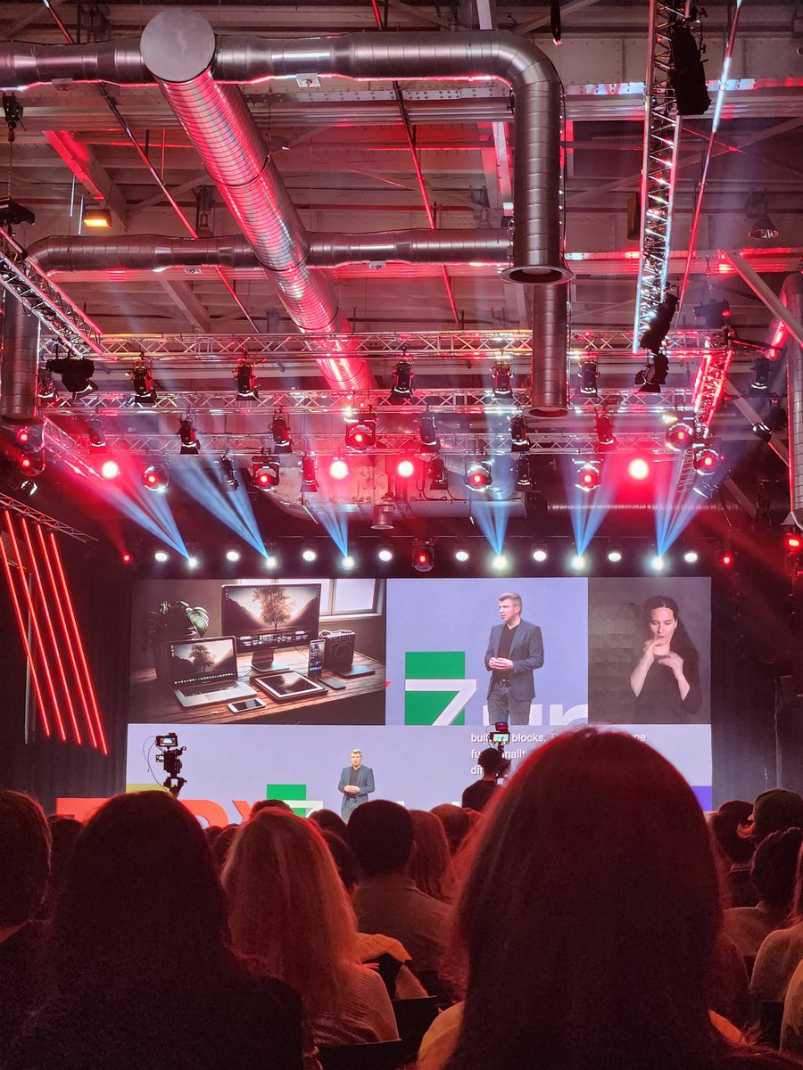 hamzza's tweet photo. Was a great #tedxzurich. Thanks for having me. Thanks also to @migros #valser @Siemens_Schweiz #smg for the great swag. 🤩 https://t.co/ibG6zARQru