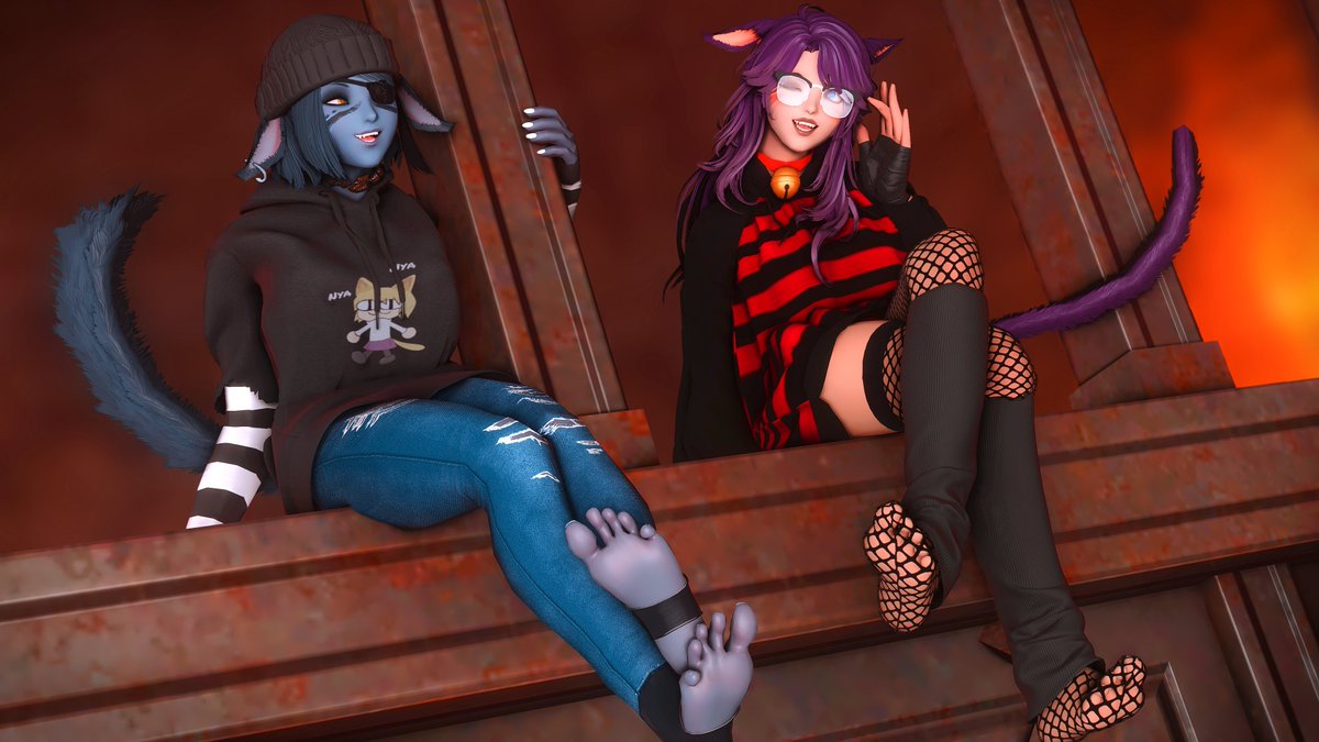 Edgy scene kitties.
(It's nyot a phase mom &amp; dad...)
@SharkyB10