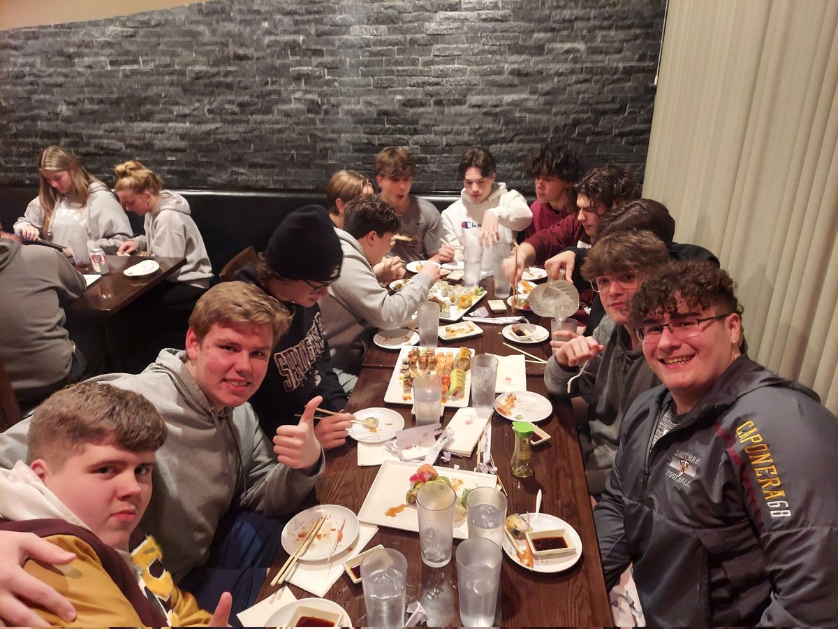 coach_sym's tweet photo. Nothing beats a Family Dinner!! Much needed time together after a STRONG Winter lift season.
Much wanted time bringing the H's into the fold of the Lineman Family!
Welcome to the Family gentlemen!!
#OLine #olinetips #_offensiveline #trenchlife https://t.co/YGooacXSFq