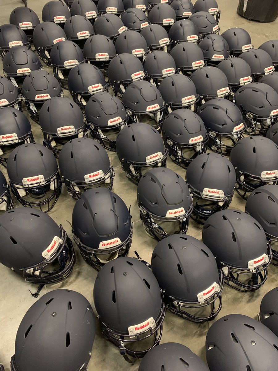 Spring Ball around the corner!!! Helmets are in from reconditioning…Inventory time!! #HaloCrew💫 #23Spires