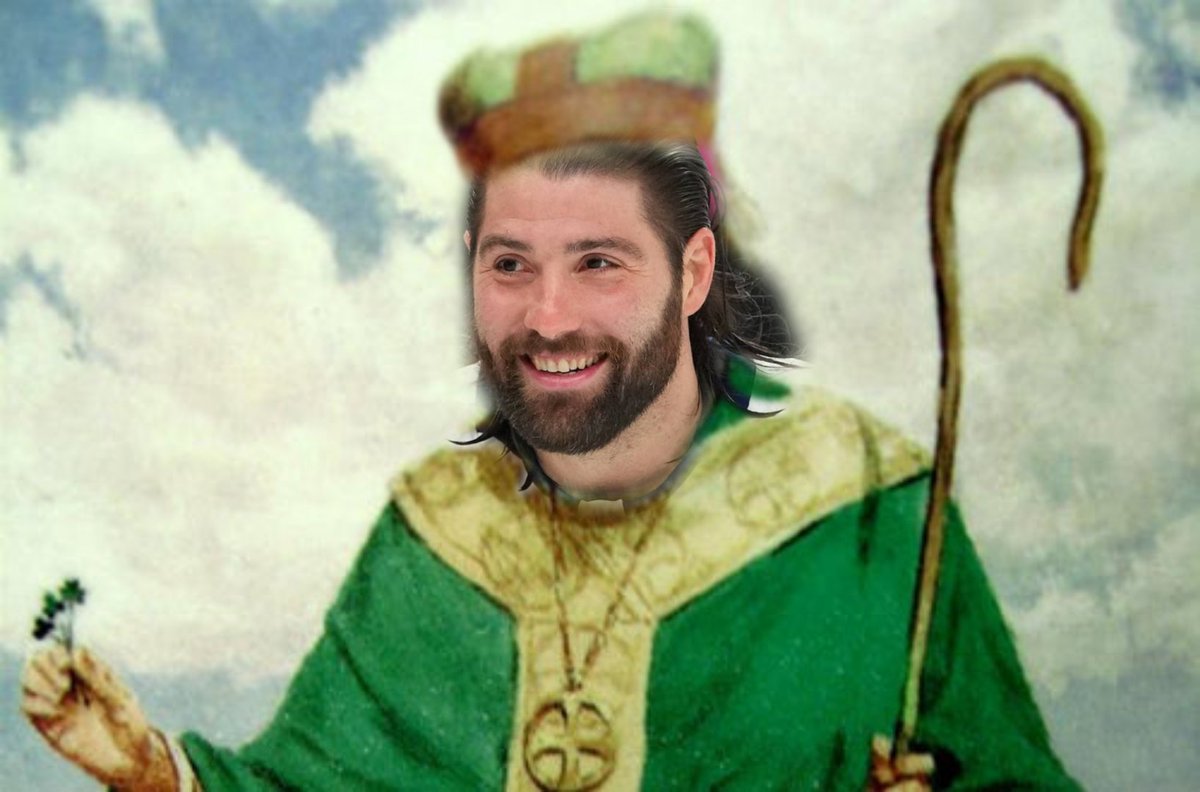 StarDarlingCos's tweet photo. Happy St. Patrick's Day Tampa Bay Lightning fans 💚🍀 https://t.co/lTE5vIS1cB
