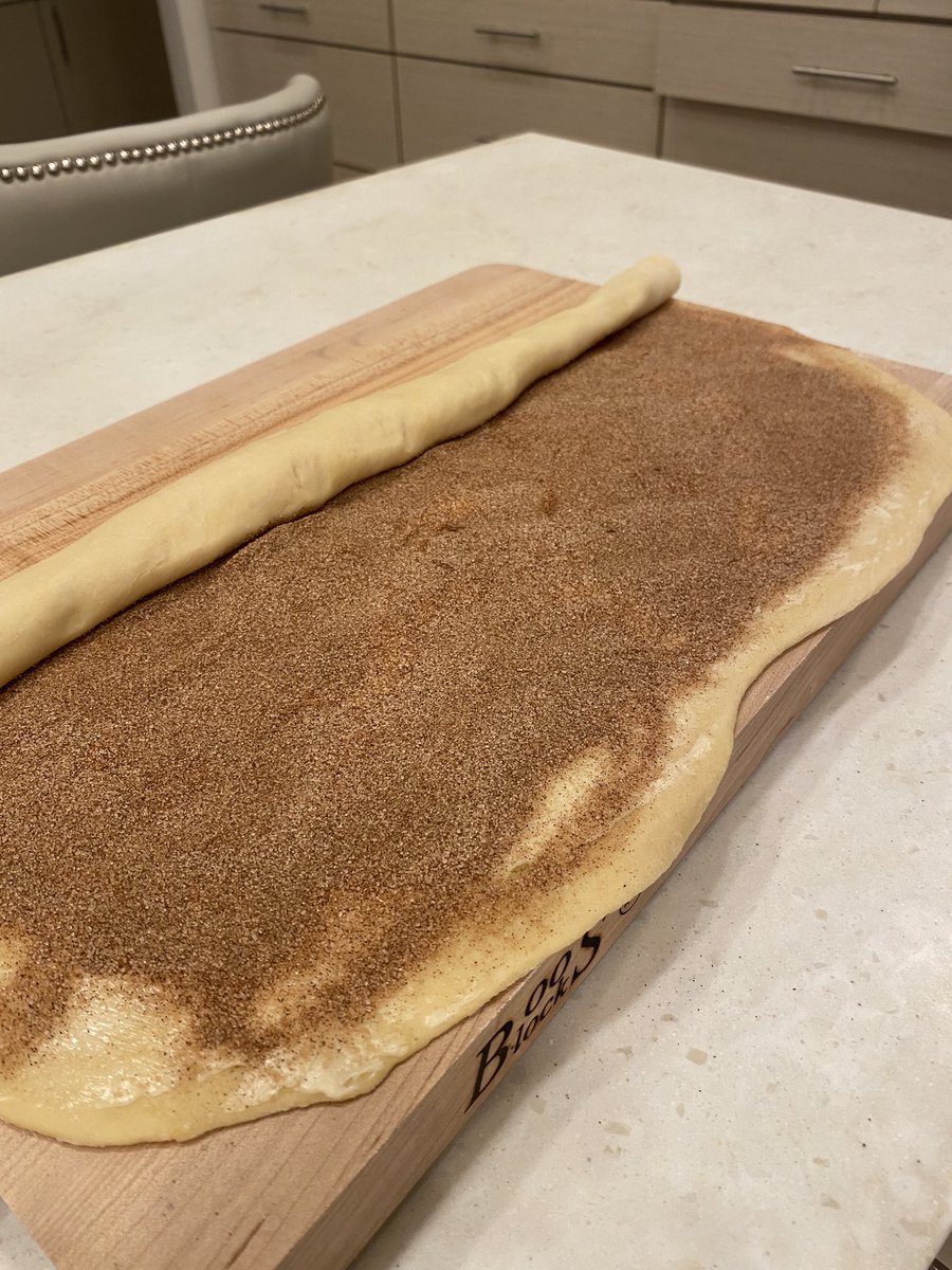 MissMoni_Divine's tweet image. Most of my chosen spare time is spent in the kitchen. It’s my zen. 
I’ll be posting my therapy sessions ⭐️
#GetInTheKitchen