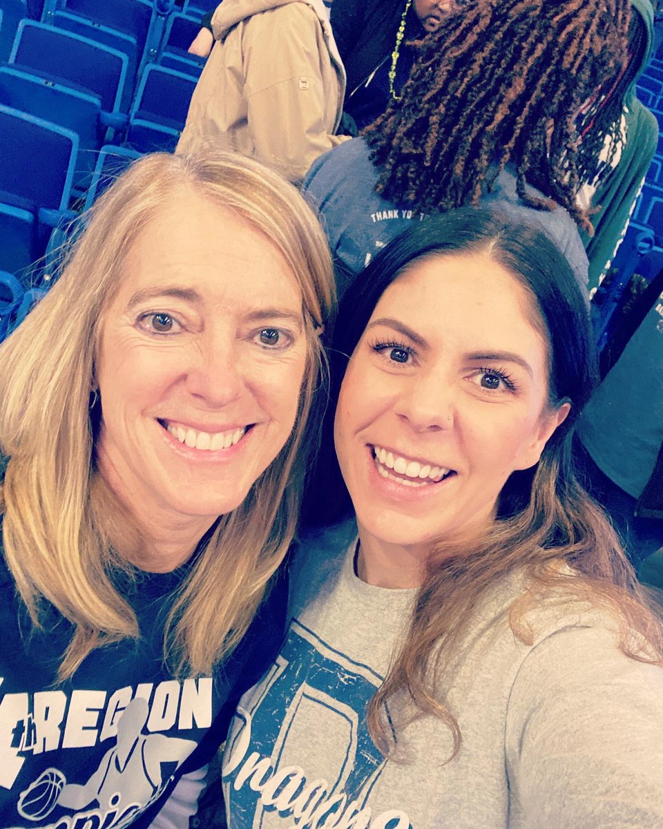HMMS_Counseling's tweet photo. @HenryMossMiddle reppin Dragon Nation!  Let’s goooooo! 💙🤍💙🤍 https://t.co/l7StC0C2cC