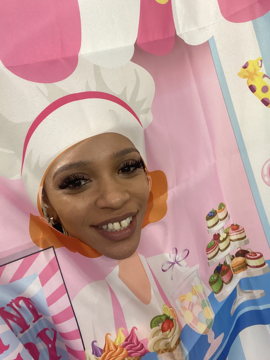 Leceeonn Custard tweet media