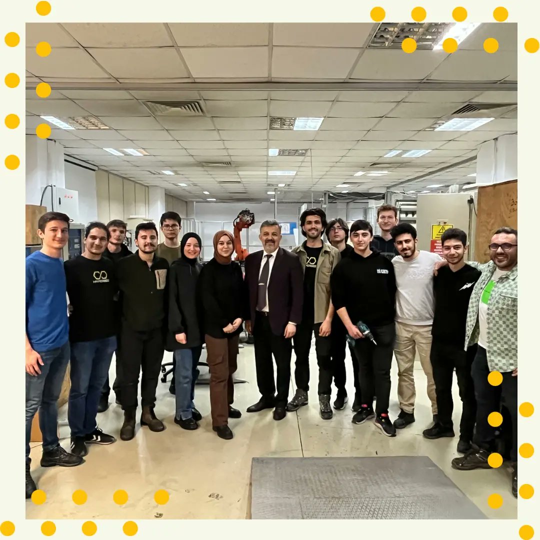 ituhyperbee's tweet photo. Yurtiçi ve yurtdışı yarışmalar hakkında fikir alışverişinde bulunmak ve başarımızı yerinde görmek için Erciyas Holding'den Mehmet Örgen atölyemizi ziyarette bulundu. Kendisine ve Erciyas Holding'e destekleri için teşekkür ederiz 💫

@ErciyasHolding https://t.co/hOyutBIp6Y
