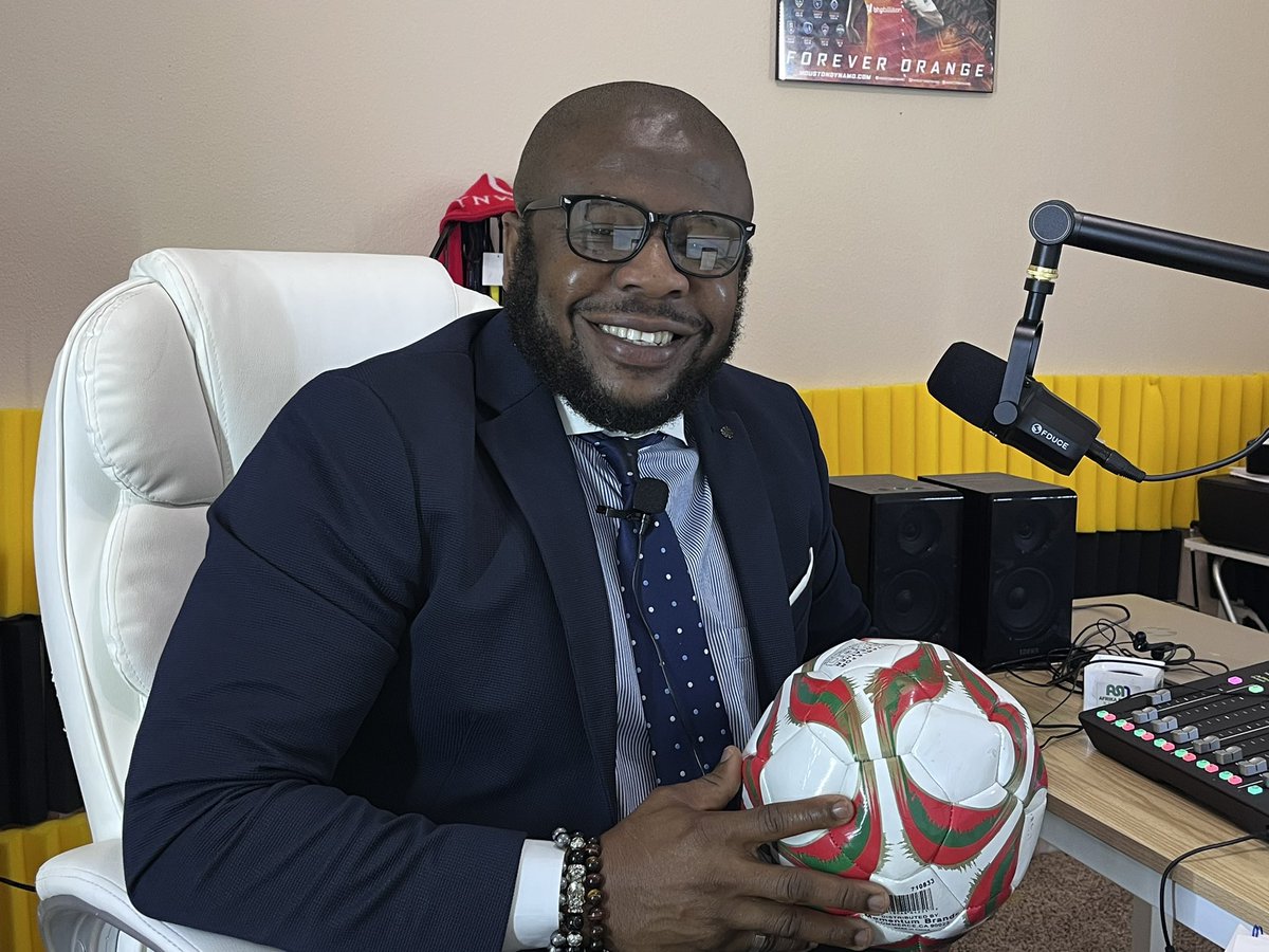 Sammbonu's tweet photo. Thanks to @AustinFC fans that hopped in on the show #AroundTheMLS with me.. watch out for it #mls #aroundthemls #soccer #reporter https://t.co/f4Hb3H2W2e