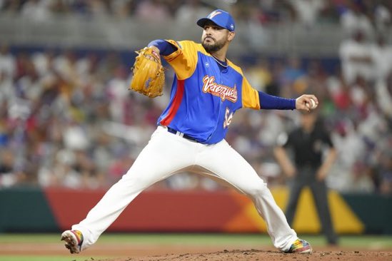 GeorgenyPerez's tweet photo. El zurdo Martin Pérez será el lanzador abridor por Venezuela vs Estados Unidos. 

Vamos muchachos, por ese boleto a semifinales, SI SE PUEDE, LA PELEA ES PELEANDO, VAMOS🇻🇪🔥

#WorldBaseballClassic https://t.co/lox1zjjucB