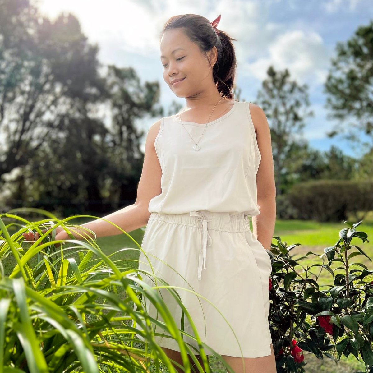 rbx_active's tweet photo. Bringing our green thumb this St. Patrick’s Day 🍀 The perfect day to stop and enjoy nature 🌿

📸 @rn.farmgirl

🍃
🍃
🍃
🍃
🍃

#rbx #rbxactive #everydayactive #activewear #fitnessfashion #workoutclothes #gymwear #leggings #sportsbras #yogapants  #skorts #fitfashion #jumper https://t.co/rTUOdUyYjC