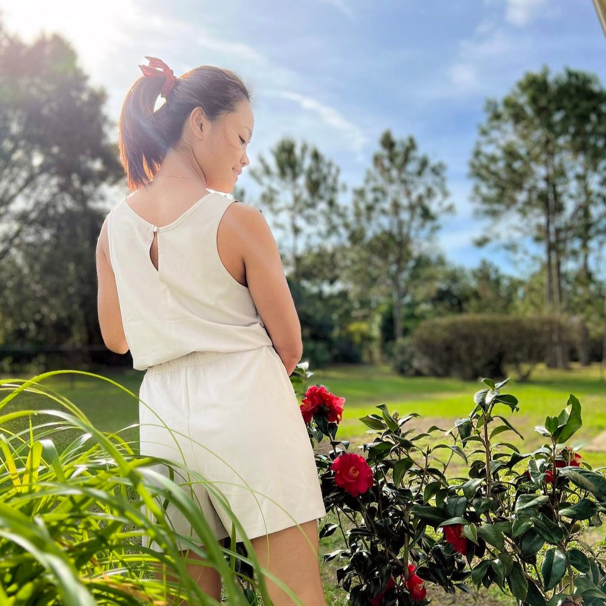 rbx_active's tweet photo. Bringing our green thumb this St. Patrick’s Day 🍀 The perfect day to stop and enjoy nature 🌿

📸 @rn.farmgirl

🍃
🍃
🍃
🍃
🍃

#rbx #rbxactive #everydayactive #activewear #fitnessfashion #workoutclothes #gymwear #leggings #sportsbras #yogapants  #skorts #fitfashion #jumper https://t.co/rTUOdUyYjC