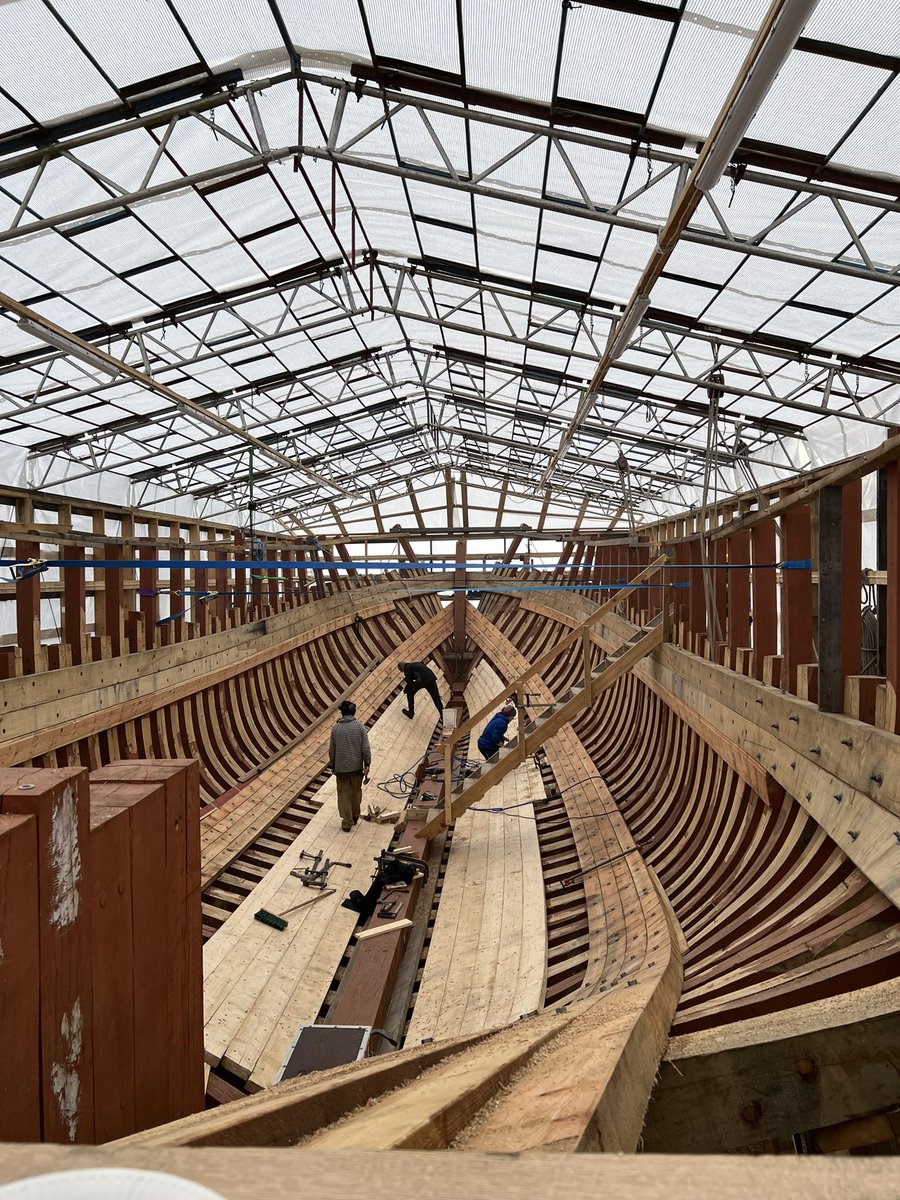 Imorse besökte landskapsregeringen Emelia-bygget. Det är lätt att bli imponerande av detta projekt där gamla skeppsbyggnads kunskaper förvaltas vidare.