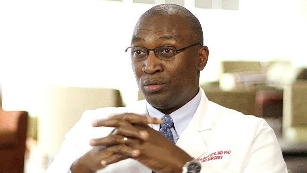 AfricaFactsZone's tweet image. Nigeria's Dr. Prof. Oluyinka Olutoye cut a woman's womb at 23 weeks old to remove a large tumour from a baby, and placed the baby back in her womb.

The baby was delivered healthy at 36 weeks.

He graduated from Obafemi Awolowo University in Nigeria.

He is a Surgeon-in-Chief.