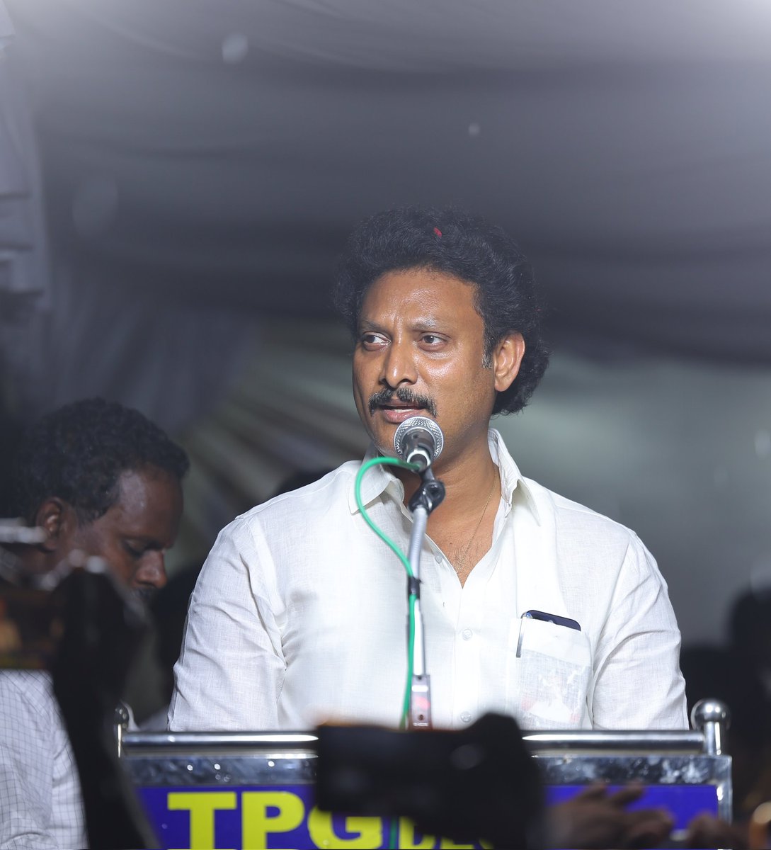 Anbil_Mahesh's tweet photo. பெண் குழந்தைகளின் பாதுகாப்பில் தனிக் கவனம் செலுத்தும் நோக்கில் அவர்களுக்கு தற்காப்பு கலை பயிற்றுவிப்பதற்கான பயிற்சியினை ஜோலார்பேட்டையில் உள்ள விளையாட்டு மேம்பாட்டு ஆணைய மைதானத்தில் தொடங்கி வைத்து, மாணவிகளுக்கு பரிசுகள் வழங்கினோம். https://t.co/kfiBBzDysE
