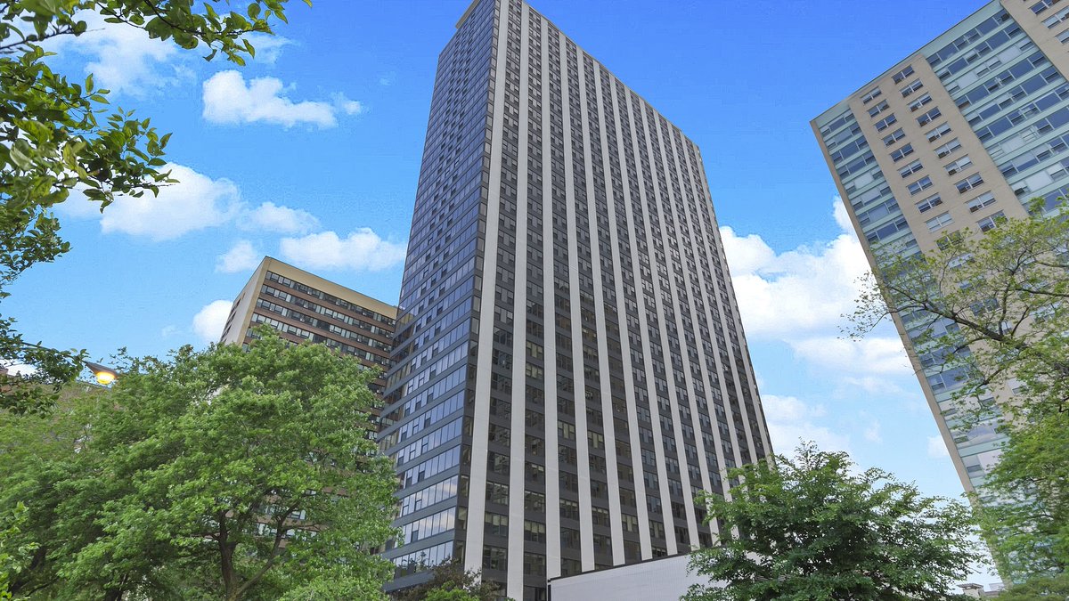 AnneRossley's tweet photo. I have a new #listing in #Chicago #IL  https://t.co/29nwoJhm4x https://t.co/jb3zIWY4ut