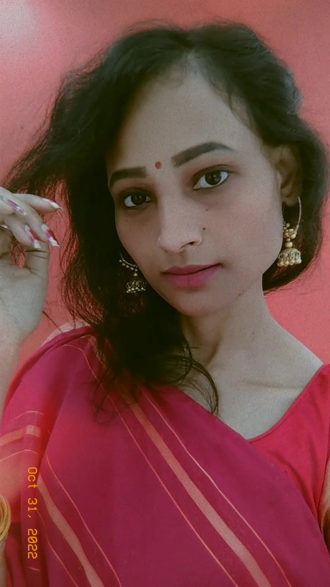 New Profile Picture 🌸
#Indianlook
