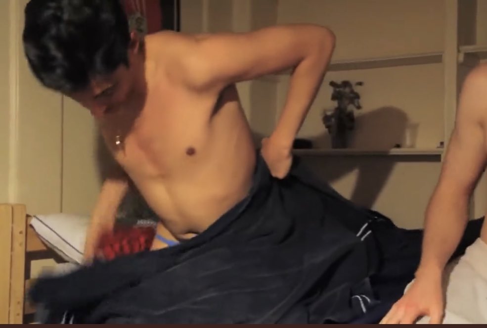 williamlegate's tweet image. This man, Michael Knowles, is the face of the GOP’s anti-LGBTQ/drag queen brigade, but he sure does seem to like them when off camera 👀