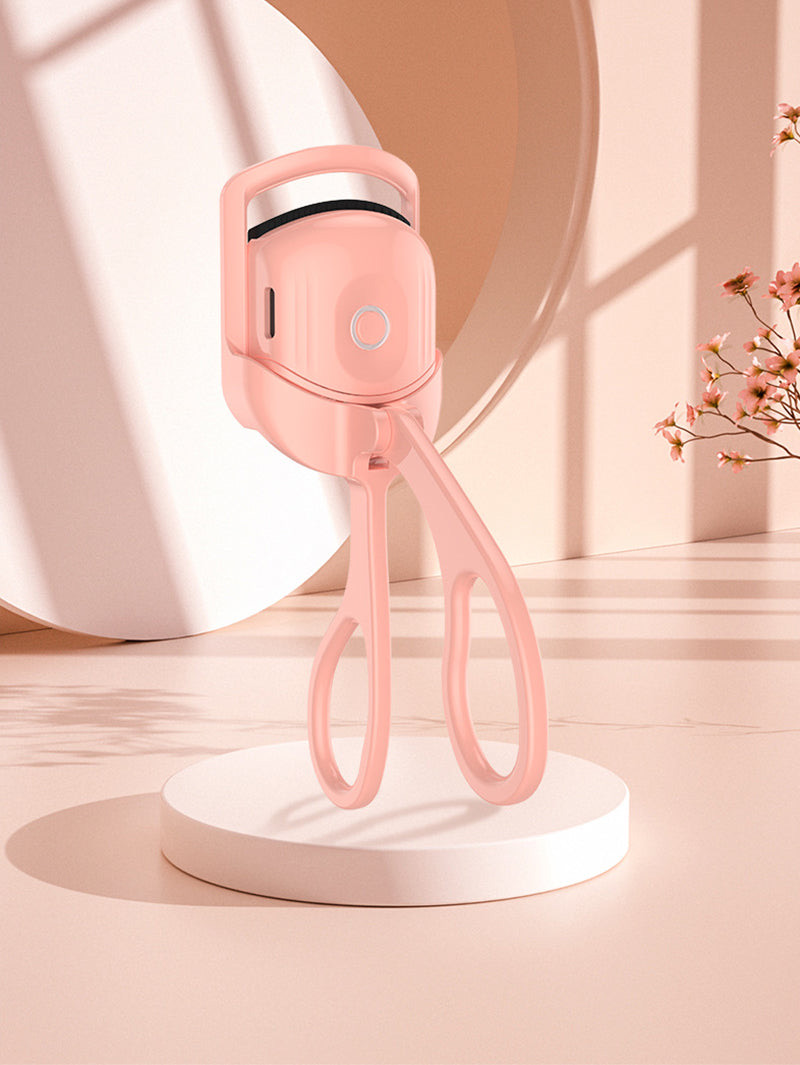 Heated eyelash curler is a need right now!

Link in bio! 🔥