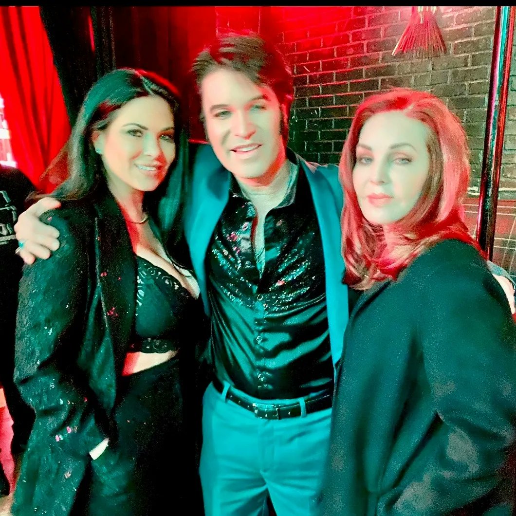 TedTRevisited's tweet photo. An honor  to have been able to perform for such creative people in L.A a few days ago for the launch party. Today I can't wait to take a free moment from my schedule to watch. Congrats to all involved in this amazing project. Elvis is finally a secret agent! TCB⚡ 
@NetflixAgent https://t.co/ZX1X1utmy8