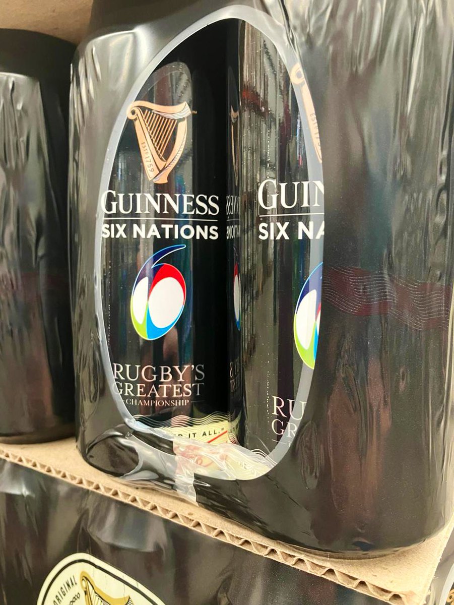 IrlEmbArgentina's tweet photo. 1/2 Encantados de tener la oportunidad hoy en #SanPatricio de acompañar al Attorney General de Irlanda, Rossa Fanning, ver la producción artesenal de @guinnessireland acá en 🇦🇷 por la empresa argentina #Rabieta 🇮🇪☘️🇦🇷 https://t.co/OvSFFv5fr8
