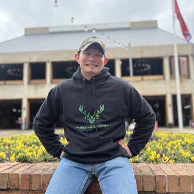 loganwebb906's tweet photo. #NewProfilePic https://t.co/Ojjr2RwbKw