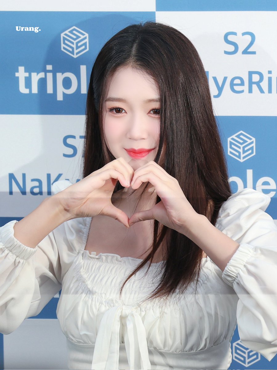 mydailybin's tweet photo. 230317 💕

#공유빈 #YuBin #트리플에스 #tripleS https://t.co/zJj4o7xLOv
