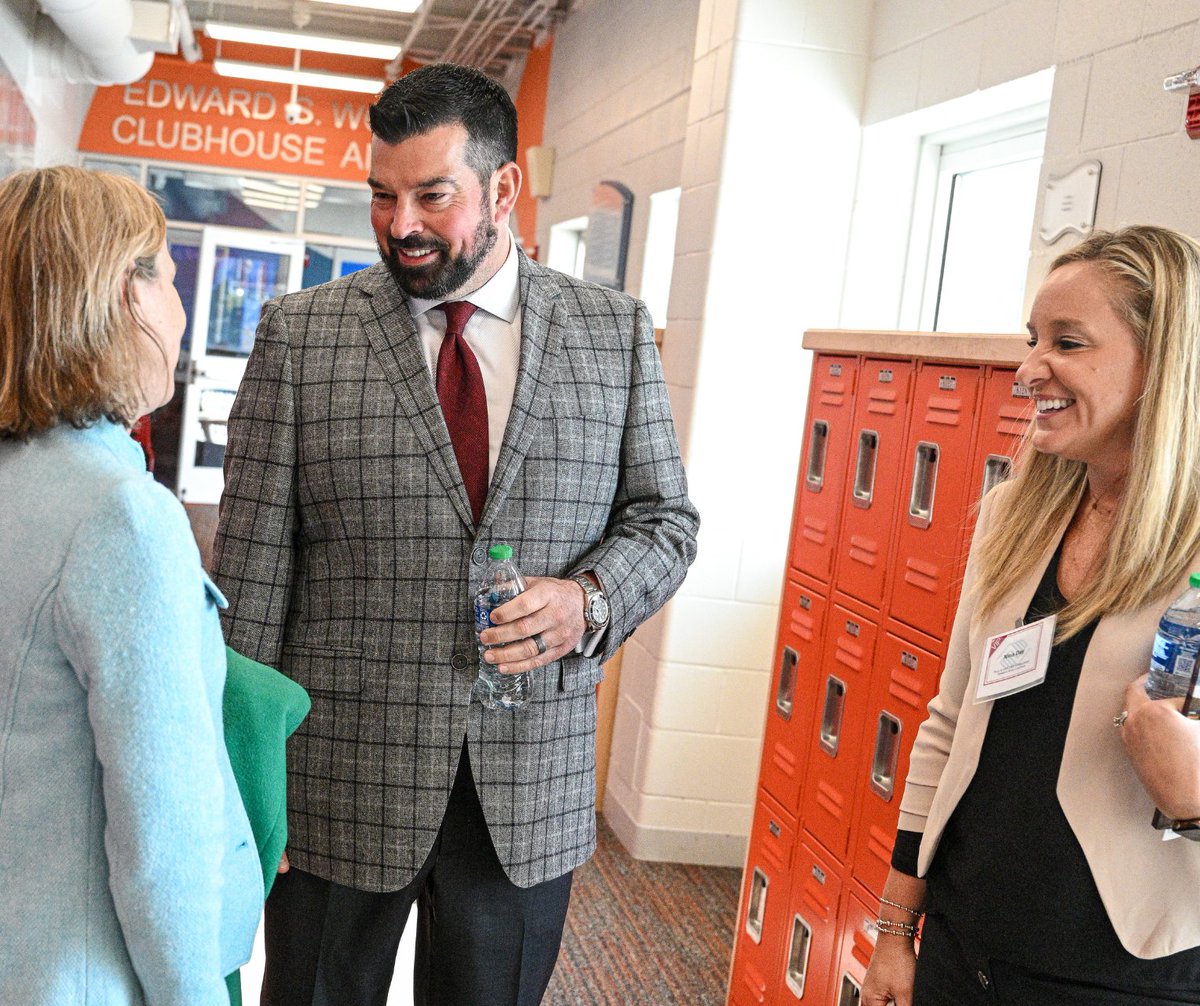 BGCofManchester's tweet photo. Thank you Coach Ryan Day for coming to the Club as the Keynote speaker at our Speakers Series Luncheon. Coach Day spoke about breaking the stigma of mental health and how exercising our mental fitness is equally important as exercising our physical fitness. https://t.co/ytyGCG5P9P