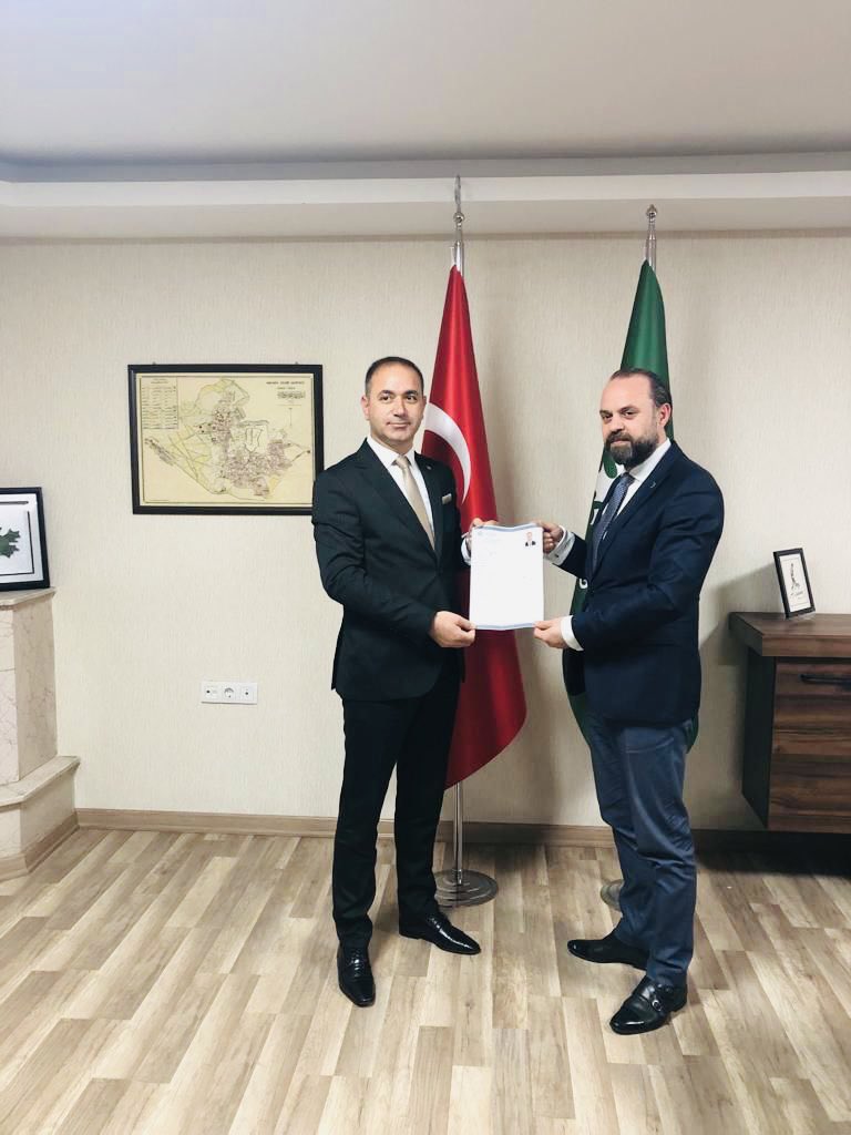 M_simsek13's tweet photo. 28.Dönem Ankara 1.Bölge Milletvekili A.Adaylığı müracatımı il Başkanımız Sayın @HakanTokach beye yaptım. Rabbim Hayırlara vesile kılsın. 

@Ahmet_Davutoglu @GelecekPartiTR @SelimTemurci @mnedimyamali @feramuzustun @AyhanSeferUSTUN @dogandemir41 @gelecekelmadag @Derya_Karaca_06 https://t.co/MdBj8Z73YO