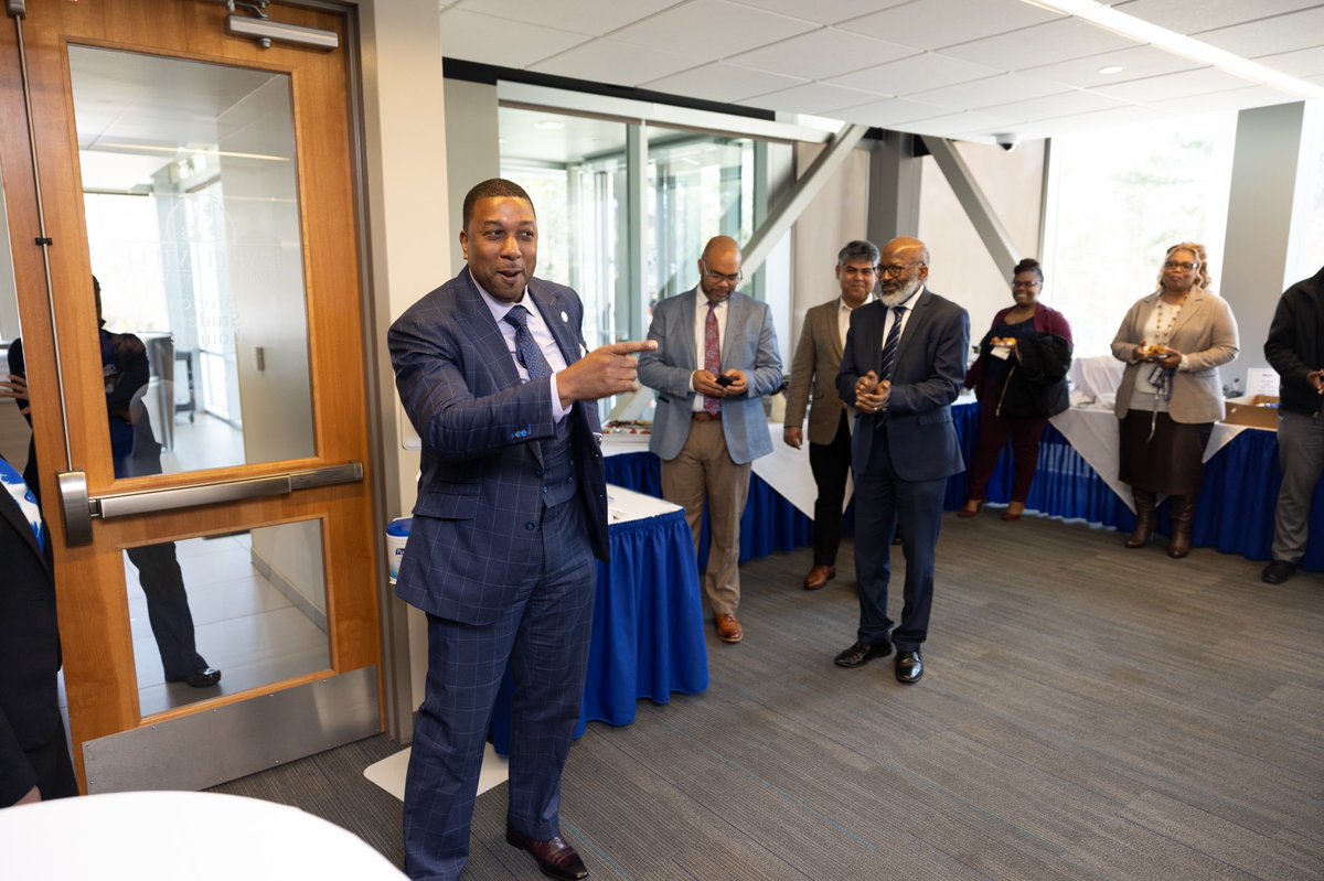 uncfsu's tweet photo. We couldn’t end the week without surprising Chancellor @DarrellTAllison on his second year at @uncfsu. With his leadership we've had 2 years of outstanding accomplishments.

#fayettevillestateuniversity #broncopride #proudtobe https://t.co/1FgbYes7GR