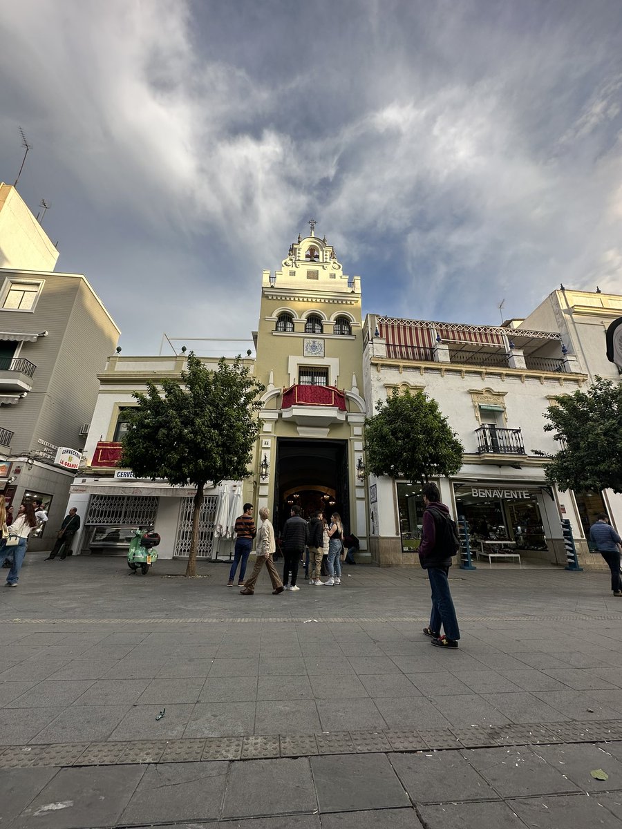 Mi casa.