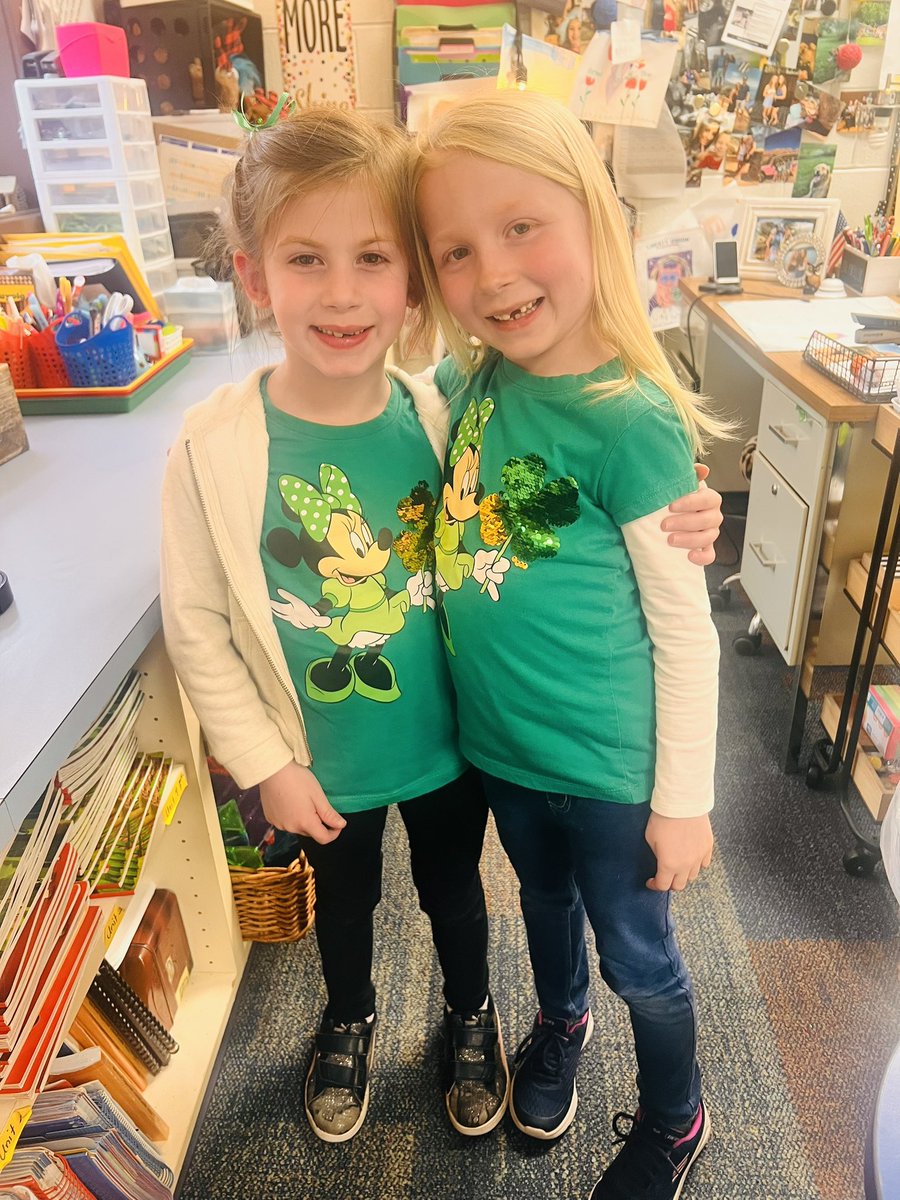 Lauren Gutting tweet media