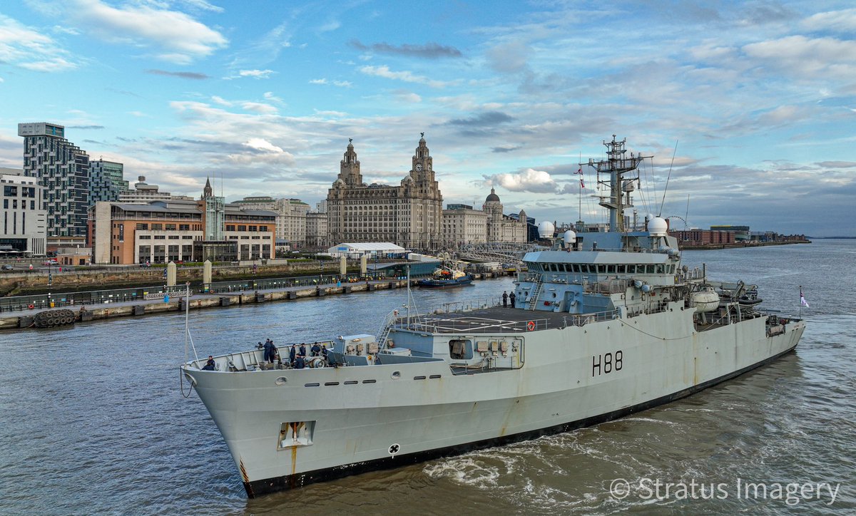 stratusimagery's tweet photo. Welcome to Liverpool @HMSEnterprise 👋🏻 Enjoy your stay,And if your getting of the ship enjoy St Patrick’s Day in Liverpool ☘️#StPatrickDay #liverpool @YOLiverpool @realrobinjmac65 @Streetgang42 @angiesliverpool #hmsenterprise https://t.co/9cLHVgQ5nx
