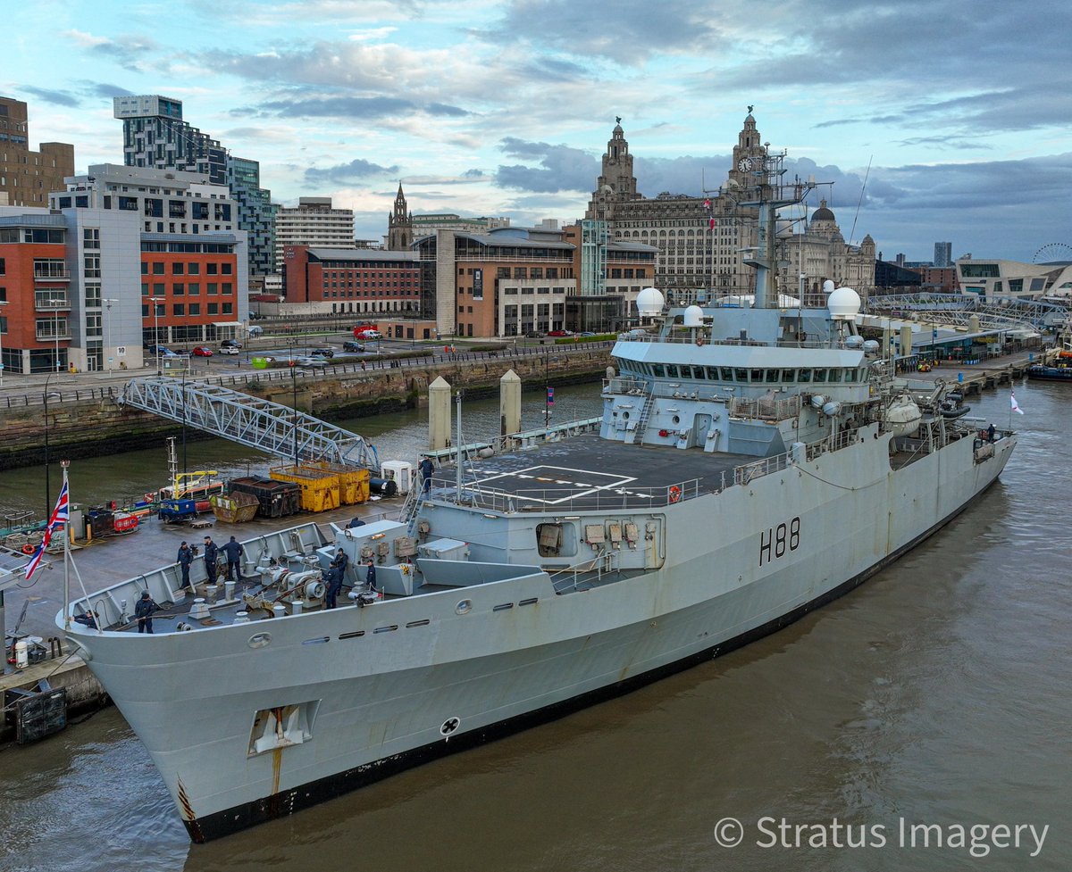 stratusimagery's tweet photo. Welcome to Liverpool @HMSEnterprise 👋🏻 Enjoy your stay,And if your getting of the ship enjoy St Patrick’s Day in Liverpool ☘️#StPatrickDay #liverpool @YOLiverpool @realrobinjmac65 @Streetgang42 @angiesliverpool #hmsenterprise https://t.co/9cLHVgQ5nx