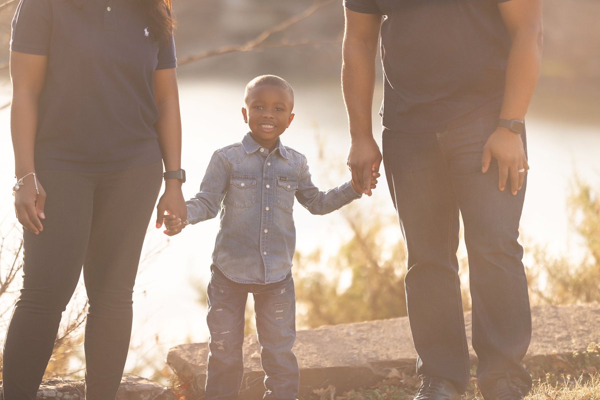 We officially have a 4 year old! You bring us so much joy, love, and laughter Carter. Happy birthday, sweet boy! I love you to the moon and back. 🥳