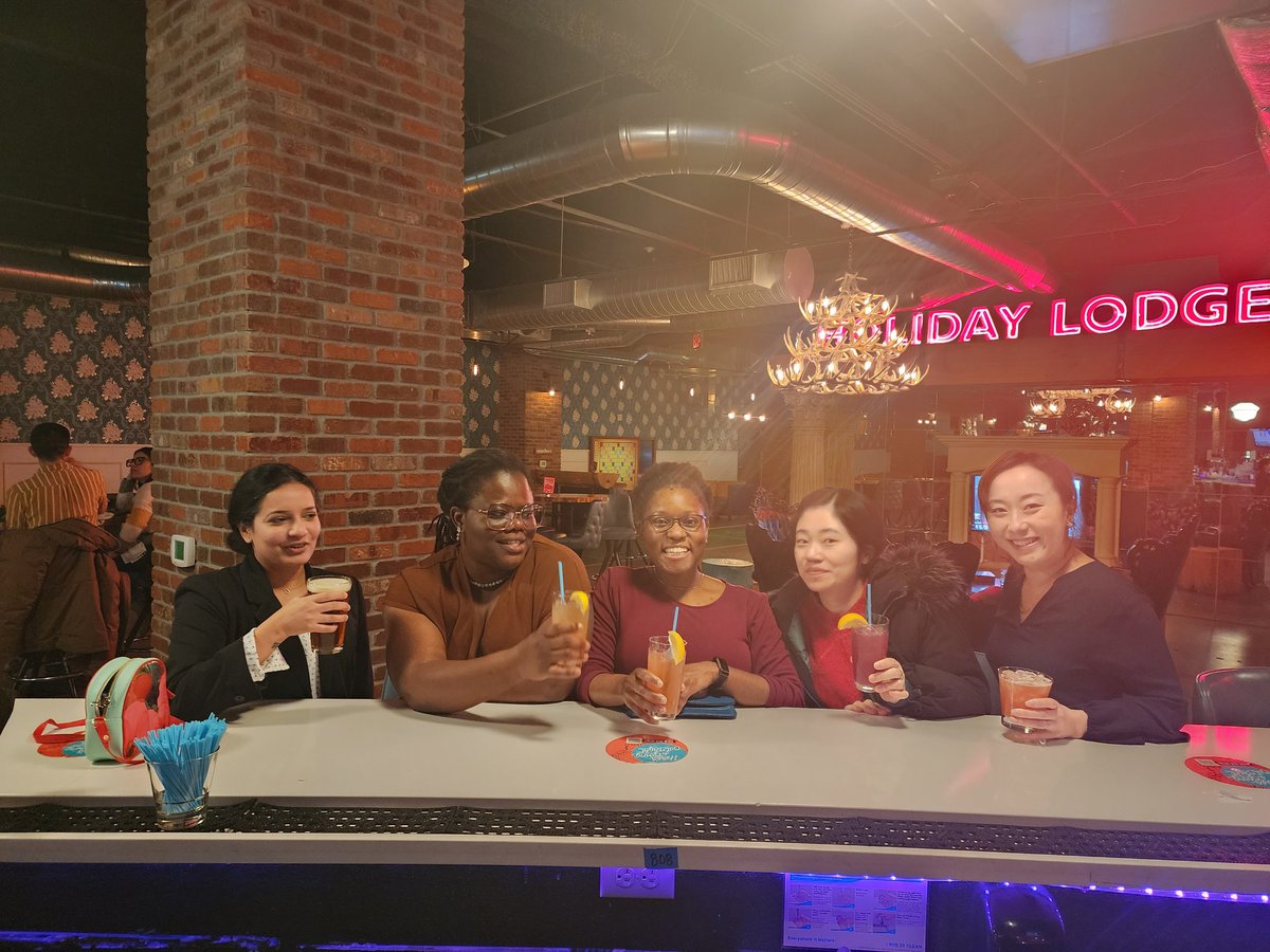 MotolaniPhD's tweet photo. @KellyIrwin_MD @APOSHQ
The future of #psychosocialoncology looks so bright! Can't nobody tell me nothing else. Just look at these scholars killing it in their respective practices, from bench to trench!
@_FannyNg @DFCIManan_Nayak @shelovesepi @MoSibyl
#apos2023 https://t.co/JhRNyDv81z