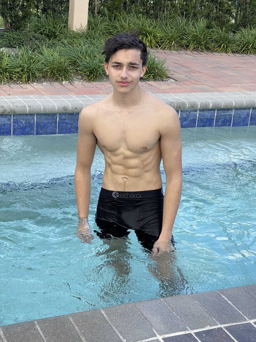 flowasthetao's tweet photo. Just chillin at the pool😁 Follow me on IG for more pics and vids! username: flowasthetao https://t.co/LAG6lYKxD6 https://t.co/qAfdcwp5Eg