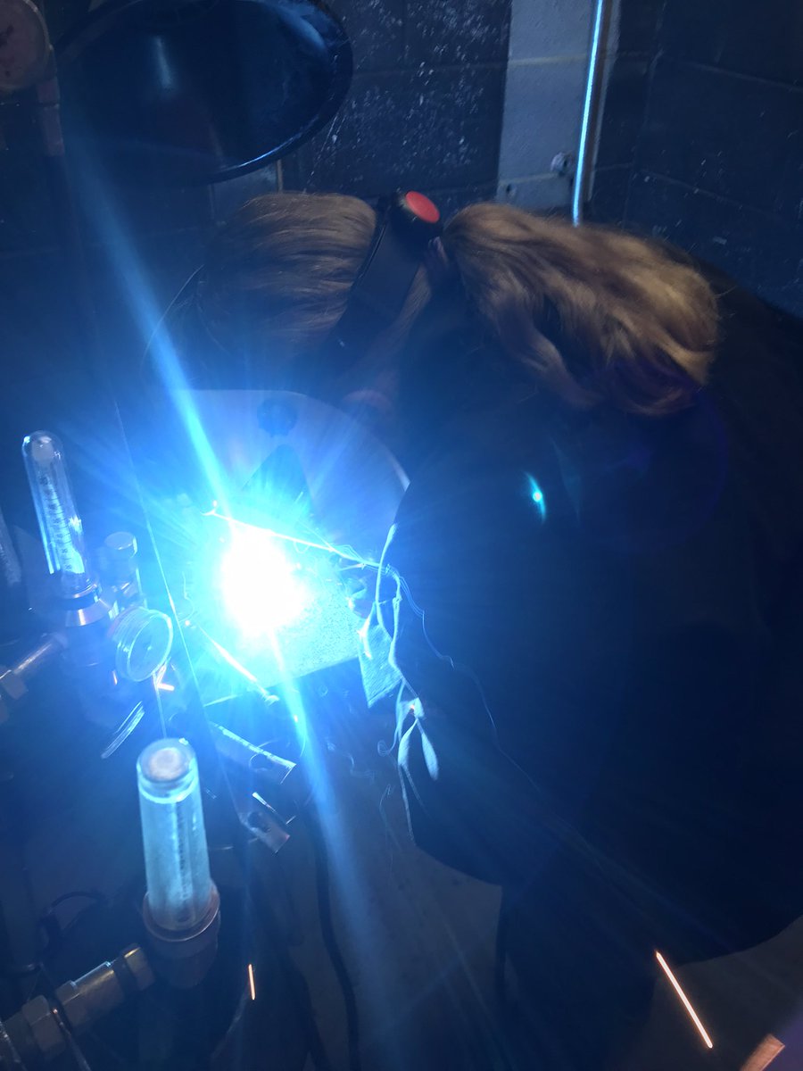 Welding I and II students traveled to NRCC to burn some rods and stack some dimes with welding instructor Josh Graham. #carrierscrew <a href="/BburgHSBruins/">Blacksburg High</a> <a href="/LincolnElectric/">Lincoln Electric</a>