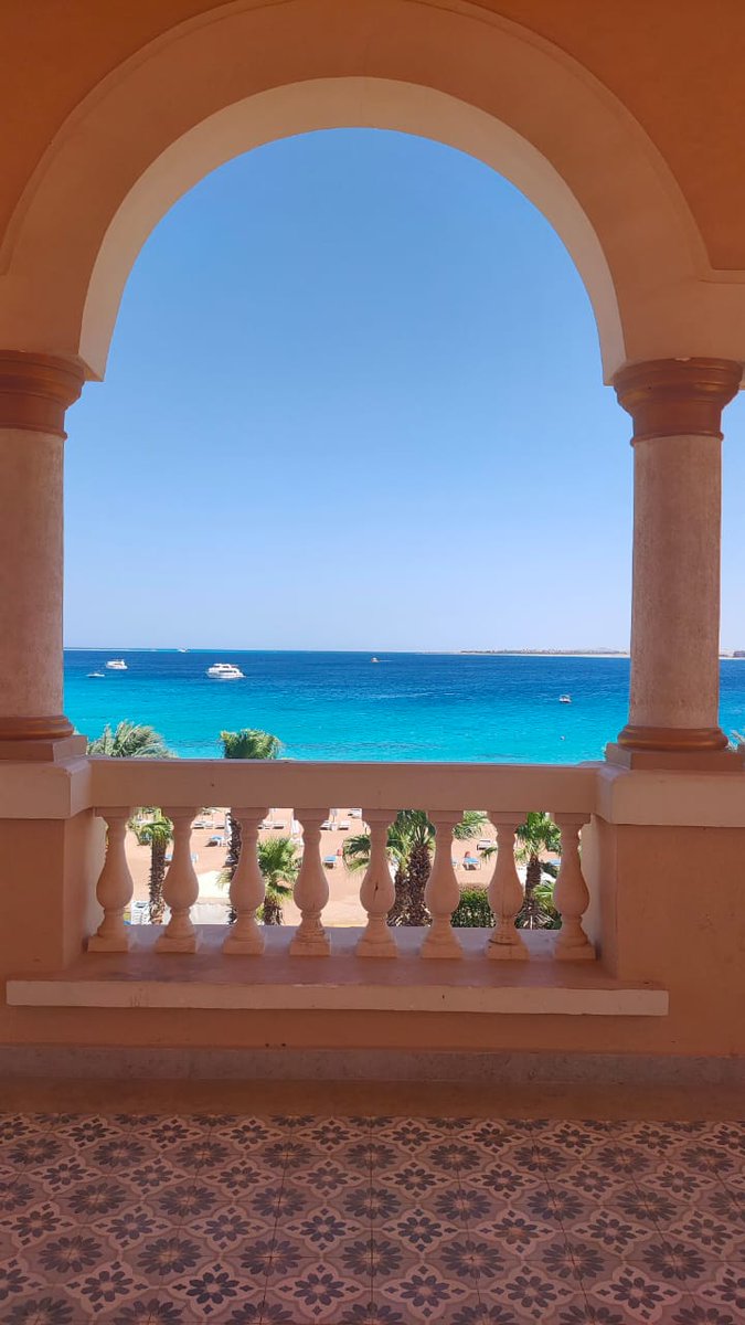 Mo_Abdallah257's tweet photo. @AfricaFactsZone Habibi, come to Sahl Hasheesh 💎🛥️🚤🛶🌅🌊 https://t.co/sqDtAL10UC