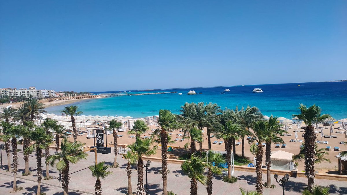Mo_Abdallah257's tweet photo. @AfricaFactsZone Habibi, come to Sahl Hasheesh 💎🛥️🚤🛶🌅🌊 https://t.co/sqDtAL10UC